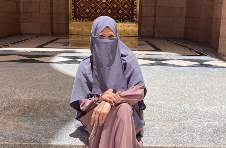 Donna Harun Umrah (Instagram/donnaharunofficial)