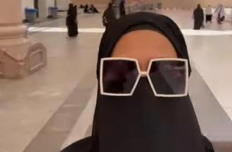 Donna Harun Umrah (Instagram/donnaharunofficial)