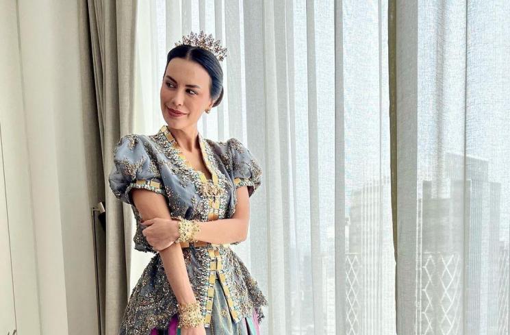 Penampilan Sophia Latjuba di Pernikahan Eva Celia (instagram/@thebridestory)