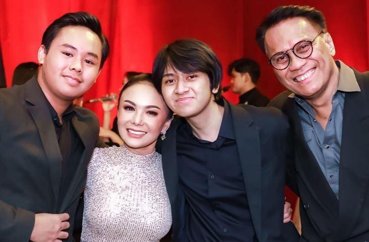 Potret pesta ulang tahun Yuni Shara. (Instagram/@yunishara36)