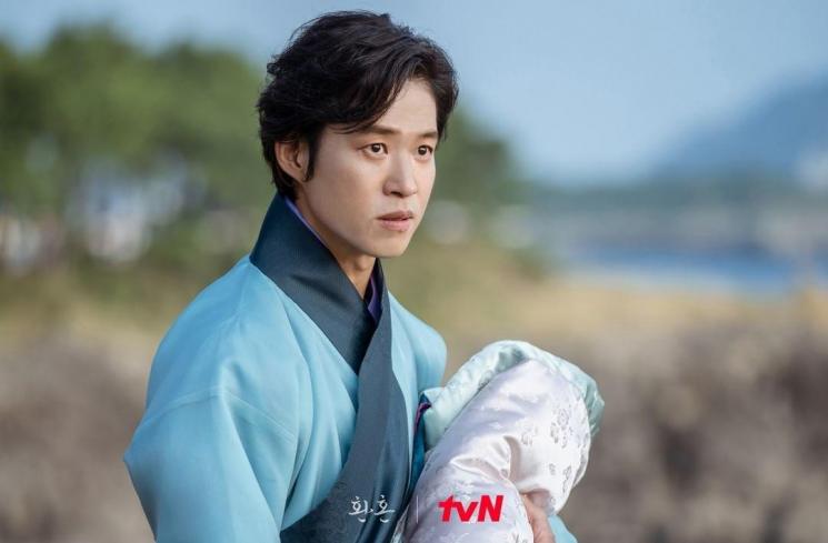 Adu Gaya Aktor di Alchemy of Souls (Instagram/@tvn_drama)