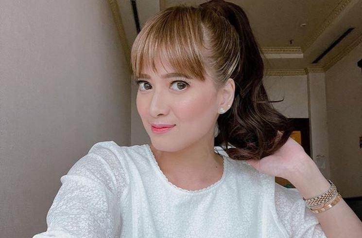 Artis cantik yang pernah singgah di hati Deddy Corbuzier. (Instagram/chikajessica88)