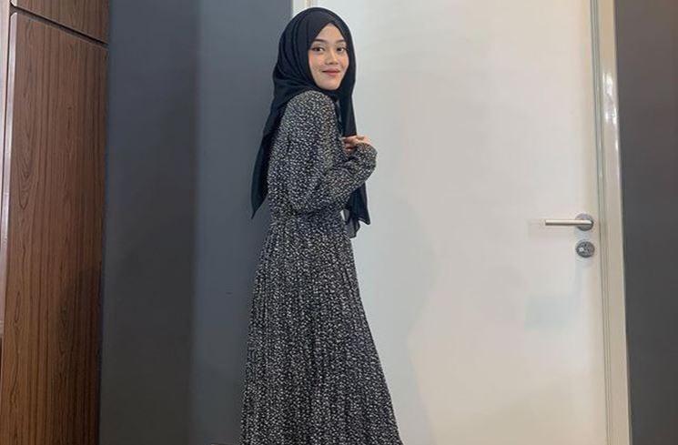 Curhatan Pilu Putri Delina ke Maia Estianty. (Instagram/putridelinaa)