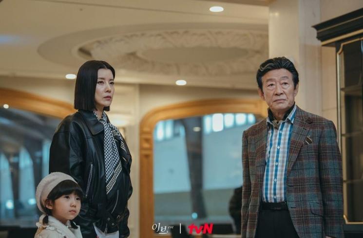 Potret Yoo Sun di Eve (Instagram/@tvn_drama)