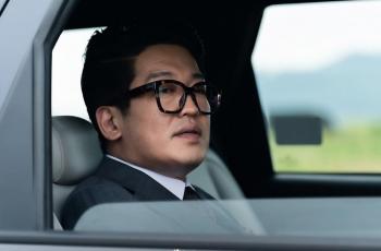 9 Potret Heo Sung Tae di Insider, Jadi Jaksa Korup yang Akan Dihadapi Kang Ha Neul dan Lee Yoo Young