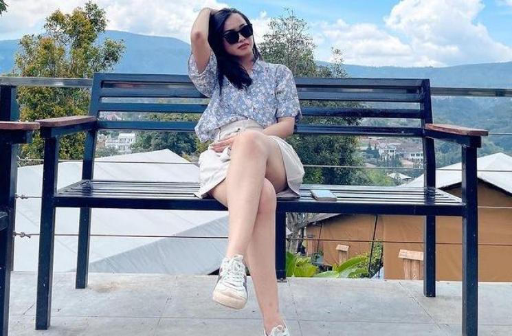 Potret Terkini Anak Gadis Elly Sugigi. (Instagram/ulfidmy)