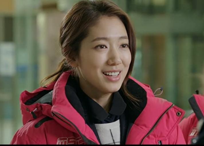 Seleb Korea Jadi Reporter di Drama (IMDb)
