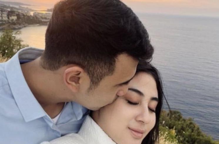 Potret Liburan Ali Syakieb dan Istri di Turki. (Instagram/marginw)