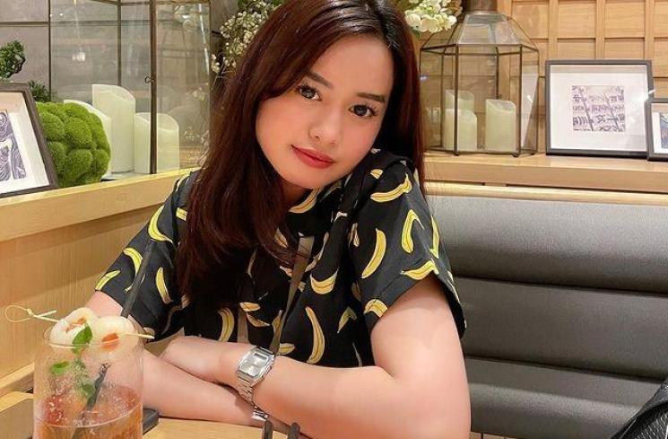 Potret Terkini Anak Gadis Elly Sugigi. (Instagram/ulfidmy)