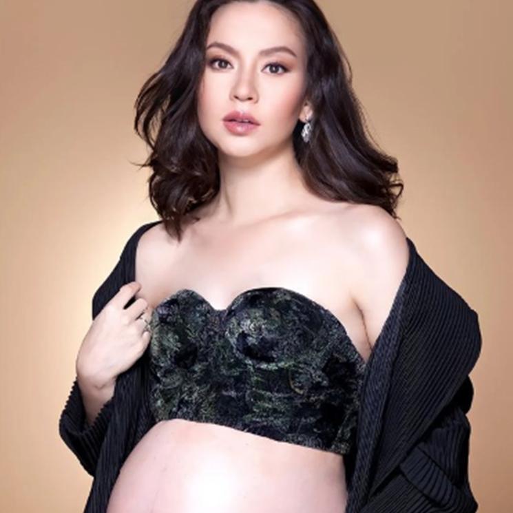 Potret Karina Nadila Pamer Baby Bump. (Instagram/karinadila8921)