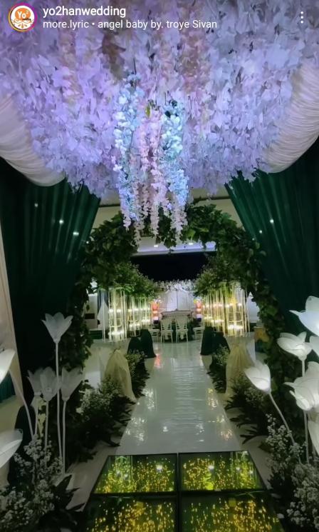 Potret Pernikahan Adul (Instagram/yo2hanwedding)