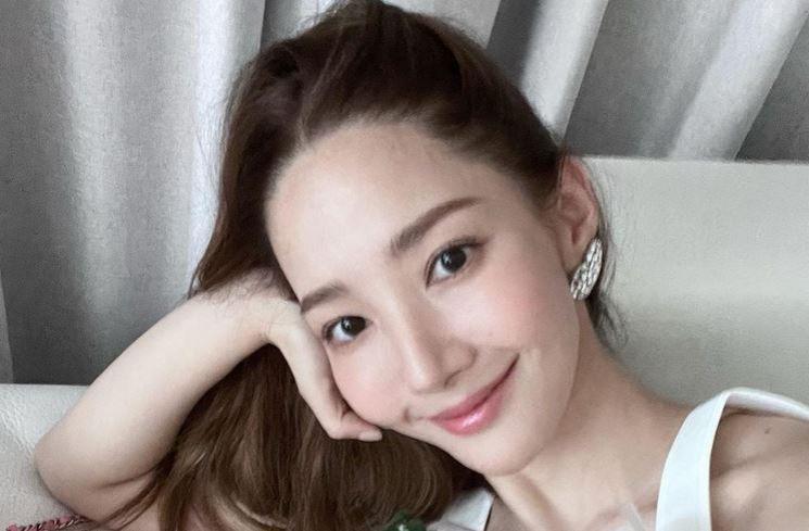 Sinopsis MonWedFriTuesThursSat (Instagram/@rachel_mypark)