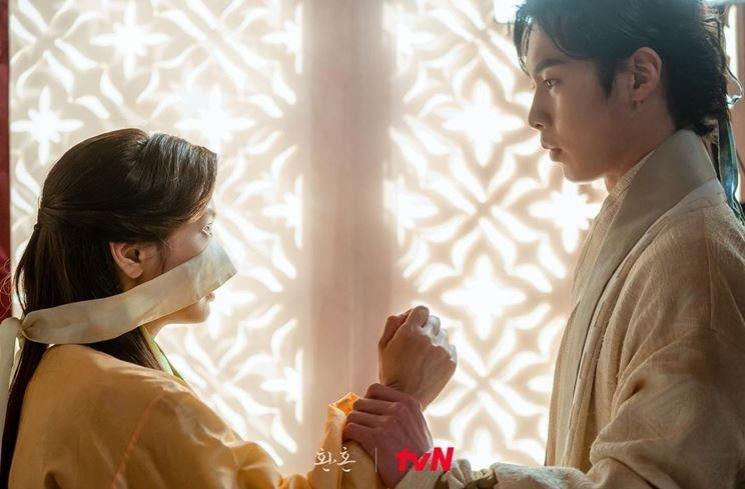 Pesona Jung So Min di Alchemy of Souls (Instagram/@tvn_drama)