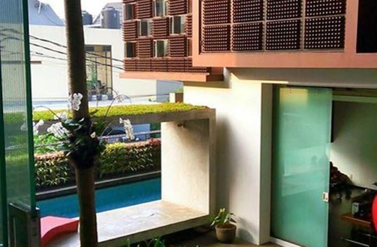 Potret Rumah Botol Ridwan Kamil. (Instagram/@fatyanosa)