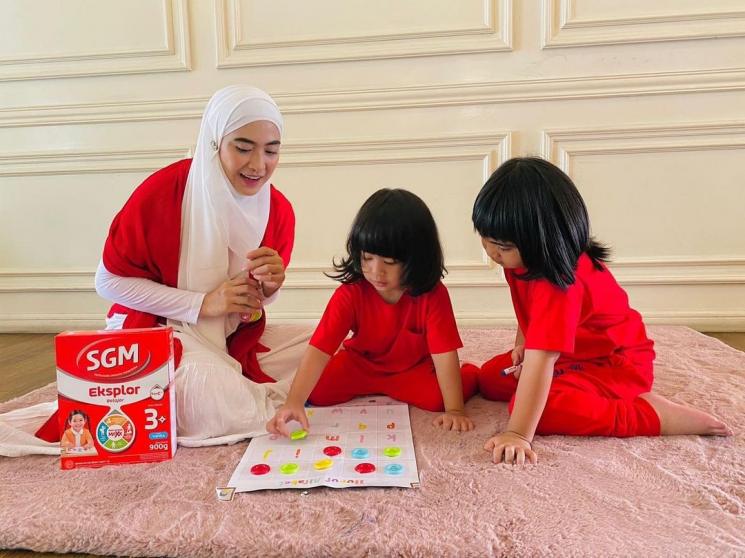 Potret Terbaru Anak Kembar Artis (Instagram/@apriljasmine85)