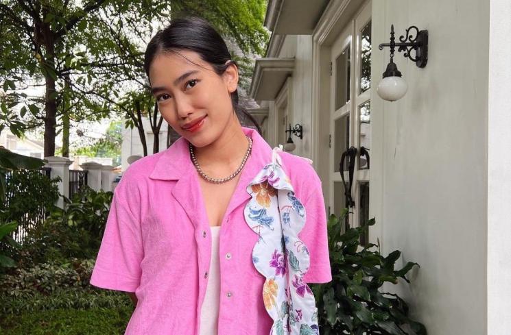 Potret Alika Islamadina Pamer Baby Bump (Instagram/alikaislamadina)