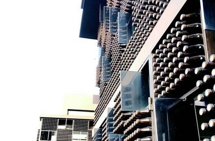 Potret Rumah Botol Ridwan Kamil. (Instagram/@fatyanosa)