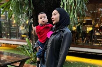 Ekspresi Anak Zaskia Sungkar saat Ketemu Idolanya Bikin Gemes: Bikin Ukkasya Betah Dengerin Ngaji