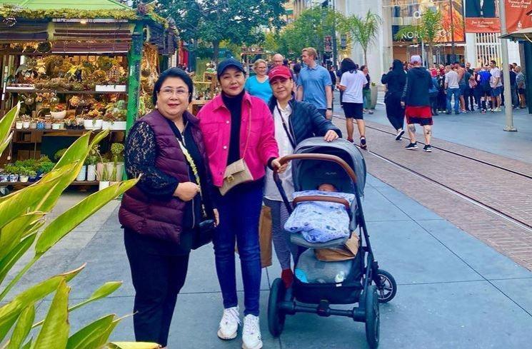 Potret Kompak Ibunda Nikita Willy dan Besan (instagram/@yorafebrina)