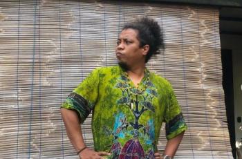 Mundur atau Tanggung Jawab? Arie Kriting Skakmat Petinggi Sepak Bola Indonesia usai Tragedi Kanjuruhan