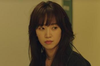 6 Drama Jeon Hye Jin yang Lagi Ultah ke-34, Aktingnya Curi Perhatian di My Liberation Notes