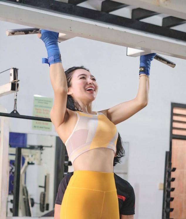 Potret Wika Salim Berlatih Muay Thai (instagram/aragym_paja)