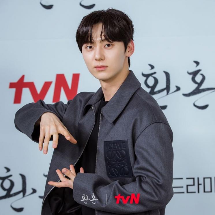 Potret Hwang Minhyun di Alchemy of Souls (Instagram/@tvn_drama)