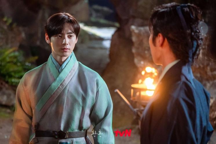 Potret Hwang Minhyun di Alchemy of Souls (Instagram/@tvn_drama)