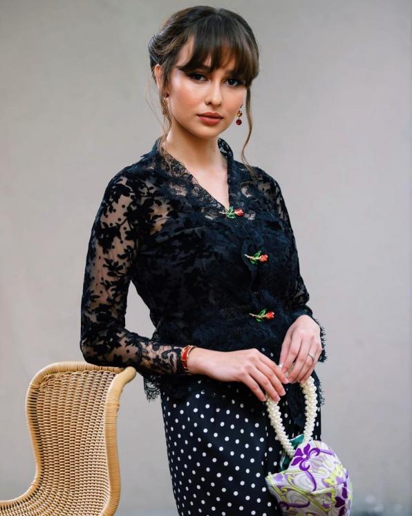 Potret Anna Jobling Pemeran Melur untuk Firdaus (instagram/annajobling)