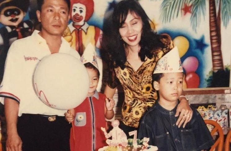 Potret Jadul Artis Rayakan Ultah. (Instagram/@nadhilamaharani)