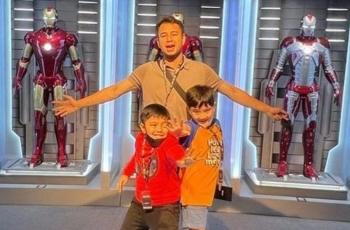 9 Momen Raffi Ahmad Ajak Rafathar ke Pameran Marvel Studios, Rela Nyetir Sendiri ke PIM