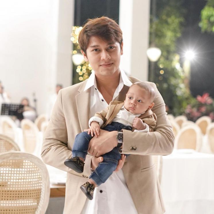 Artis Pria Rayakan Hari Ayah Pertama Kali Bareng Anak. (Instagram/@rizkybillar)