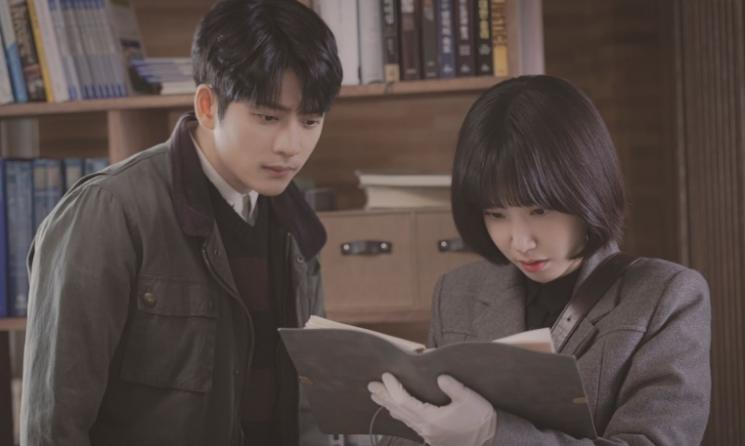 Pesona Park Eun Bin di Extraordinary Attorney Woo (Soompi)