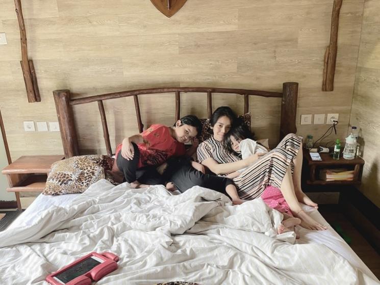 Momen single mom momong anak. (Instagram/@mysamawar)