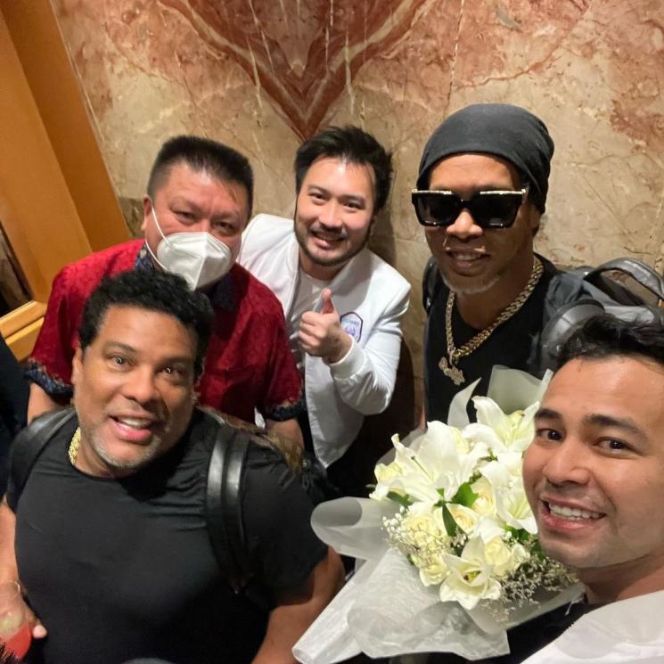 Momen Kebersamaan Raffi Ahmad dan Ronaldinho (instagram/@raffinagita1717)