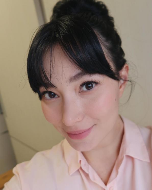 Artis Berantem dengan Ibunya. (Instagram/@asmirandah89)