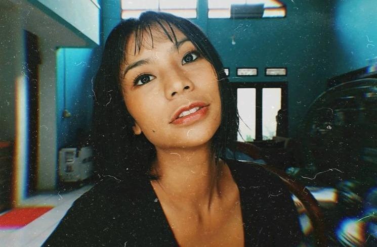 Artis Jarang Gonta-Ganti HP (instagram/@shareefadaanish)