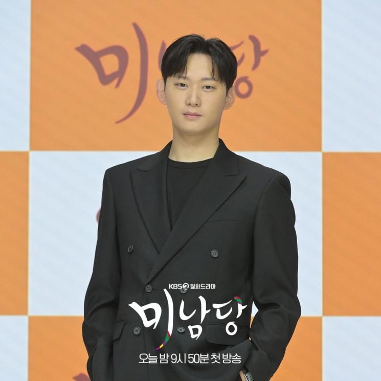 Potret Kwon Soo Hyun di Cafe Minamdang (Instagram/@kbsdrama)
