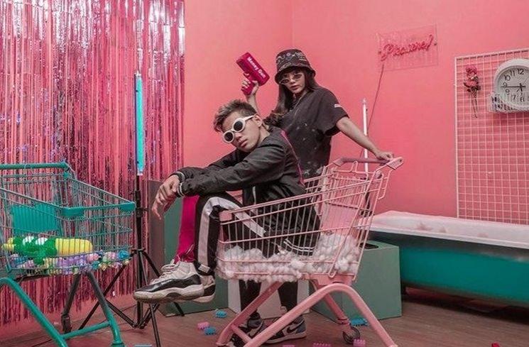 Potret Mesra Tegar  Septian dan istri. (Instagram/@tegar_official)