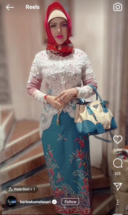 Potret Barbie Kumalasari Berhijab(Instagram/@barbiekumalasari)