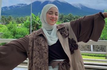 Video Call dengan Penggemar, Nissa Sabyan Ngemis Minta Disemangati: Mungkin Ini Karma