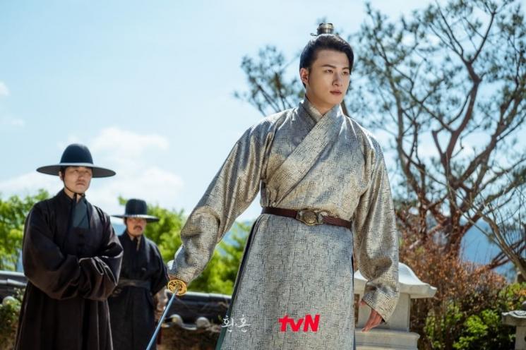 Potret Shin Seung Ho di Alchemy of Souls (Instagram/@tvn_drama)