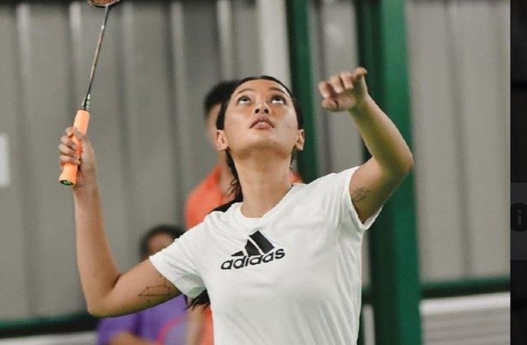 Momen Hesti Purwadinata dan Erika Carlina Latihan Bulu Tangkis. (Instagram/hestipurwadinata)