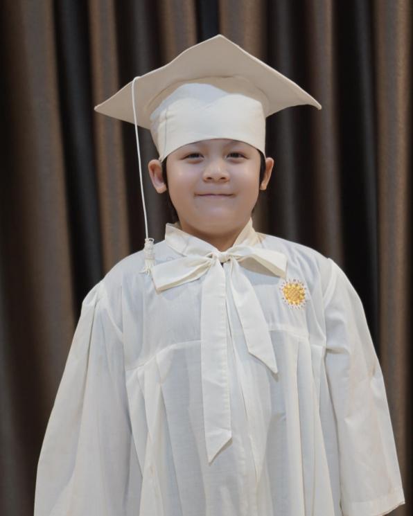 Potret Anak Artis Lulus TK di Tahun 2022. (Instagram/@donitabhubiy)