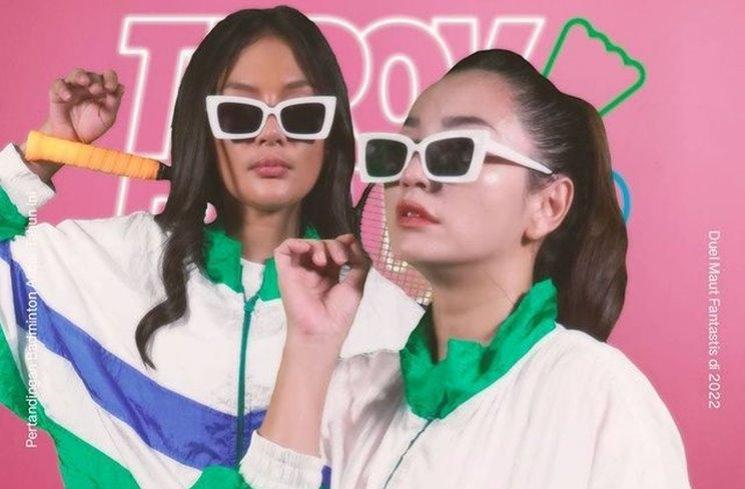 Momen Hesti Purwadinata dan Erika Carlina Latihan Bulu Tangkis. (Instagram/eri.carl)
