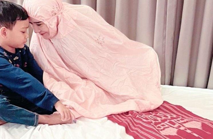 Perjalanan Uut Permatasari Melahirkan Anak Kedua. (Instagram/@uutpermatasari)