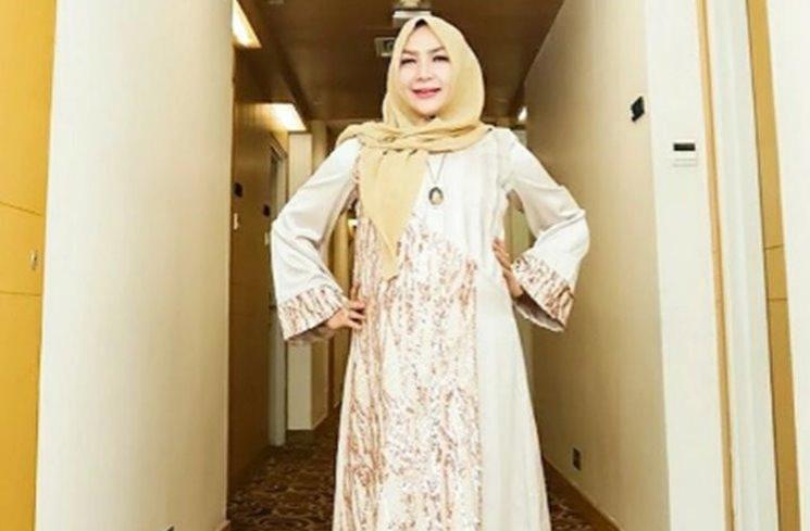 Artis Pernah Ikut Ajang Pencarian Jodoh. (Instagram/roro.fitria1989)