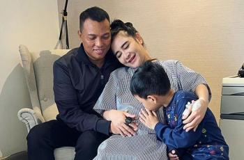 10 Potret Perjalanan Uut Permatasari Melahirkan Anak Kedua, Nama Bayinya Penuh Makna