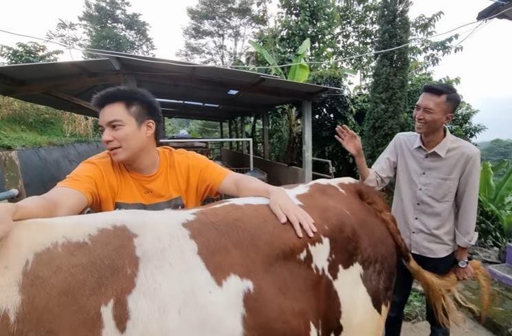 Momen Baim Wong Cari Sapi Kurban (YouTube/Baim Paula)