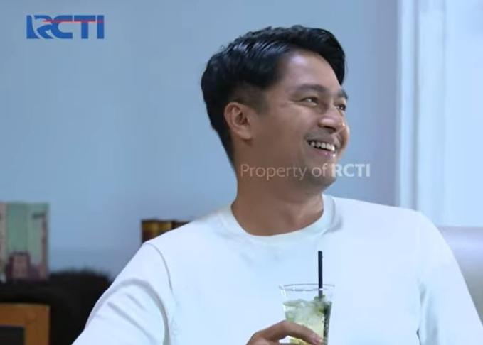 Potret Deva Mahenra Tampil Perdana di Ikatan Cinta. (YouTube/RCTI)